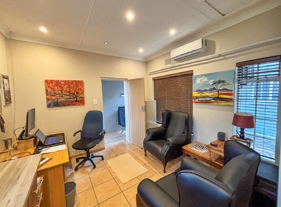 4 Bedroom Property for Sale in Baillie Park North West